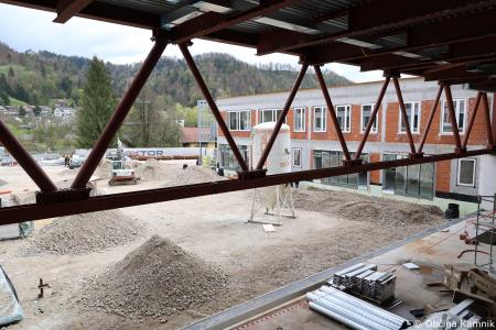 Ogled gradbišča nove Osnovne šole Frana Albrehta in seznanitev s potekom del občinskih svetnikov (16)